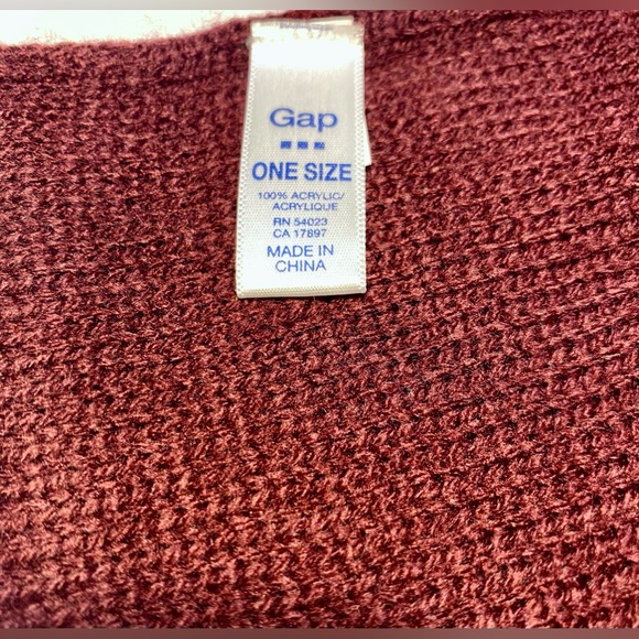 GAP Two color Classic Scarf - Picture 3 of 4